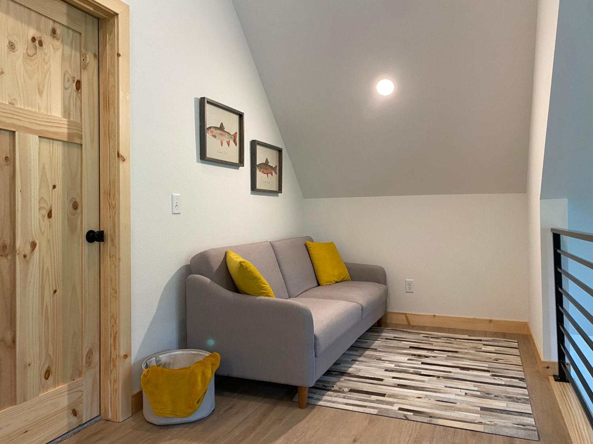 Bearded Buffalo Apartment Custer